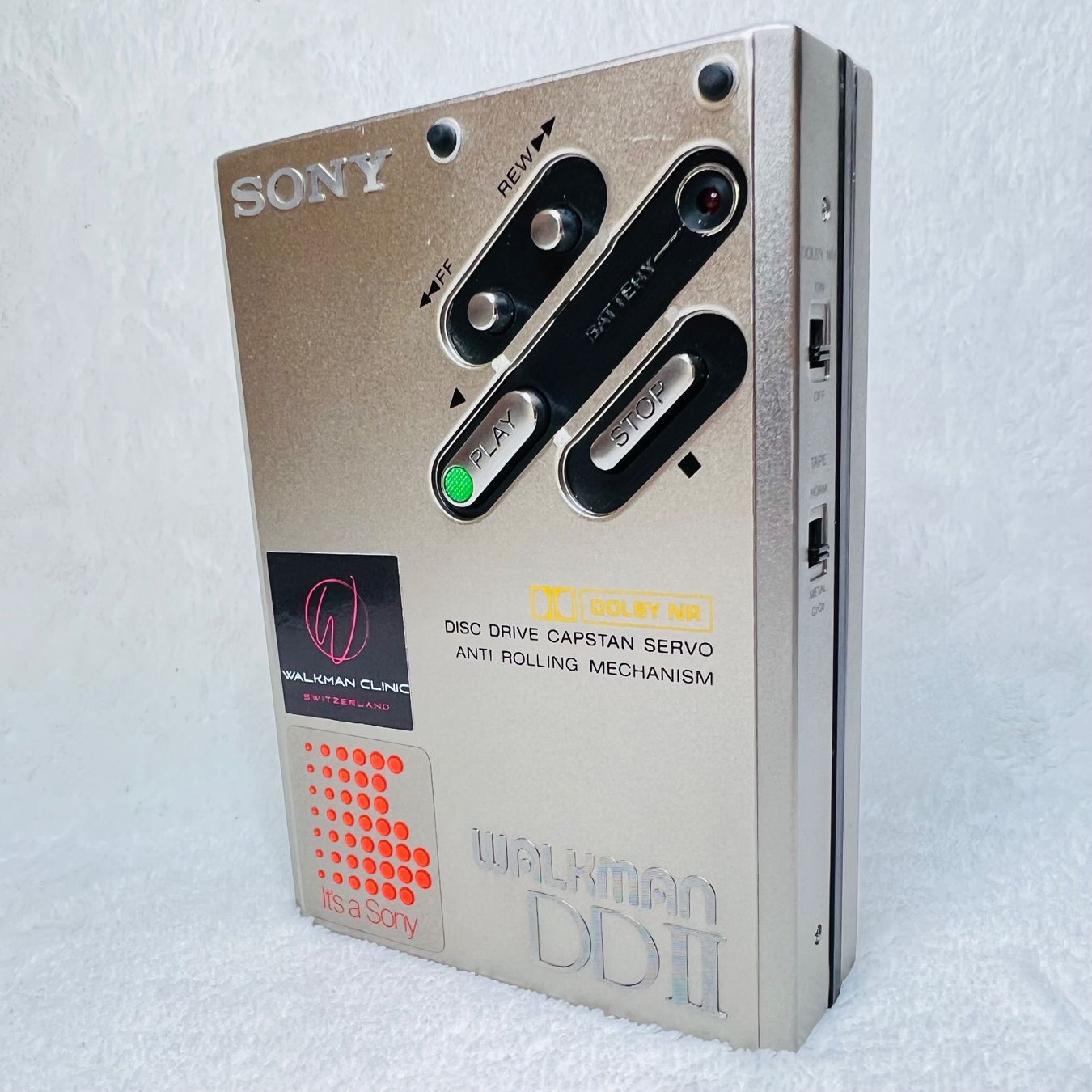 Sony Lecteur media portable: Sony Walkman WM-DDII silber #174 – D'occasion à Vorderthal par WalkmanClinic 1