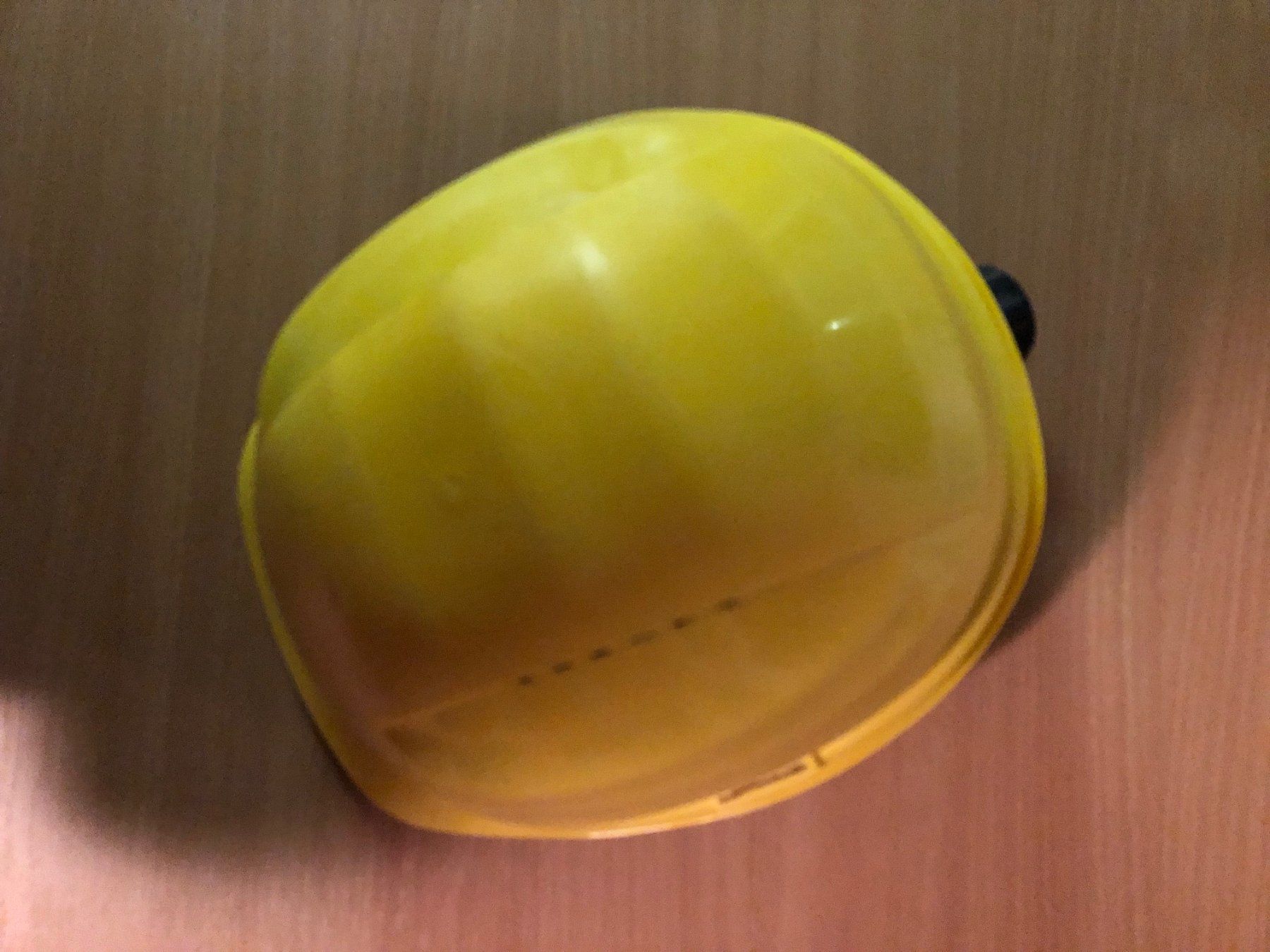 Protezione per viso e udito: Baustellenhelm gelb mit Schutzbrille – Usato da Buchs SG venduto da Handyman77 1