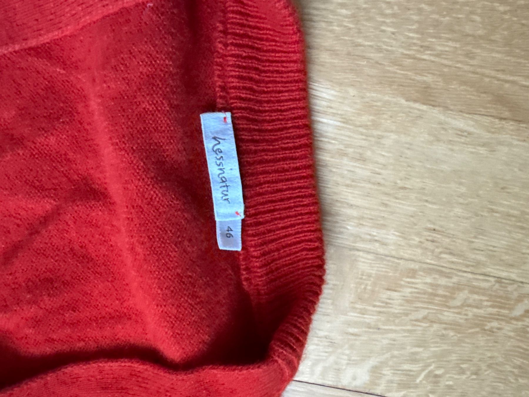 Hessnatur Giacche: Hessnatur Strickjacke, Gr. 46, rot – Usato da Zürich venduto da nirrek 1