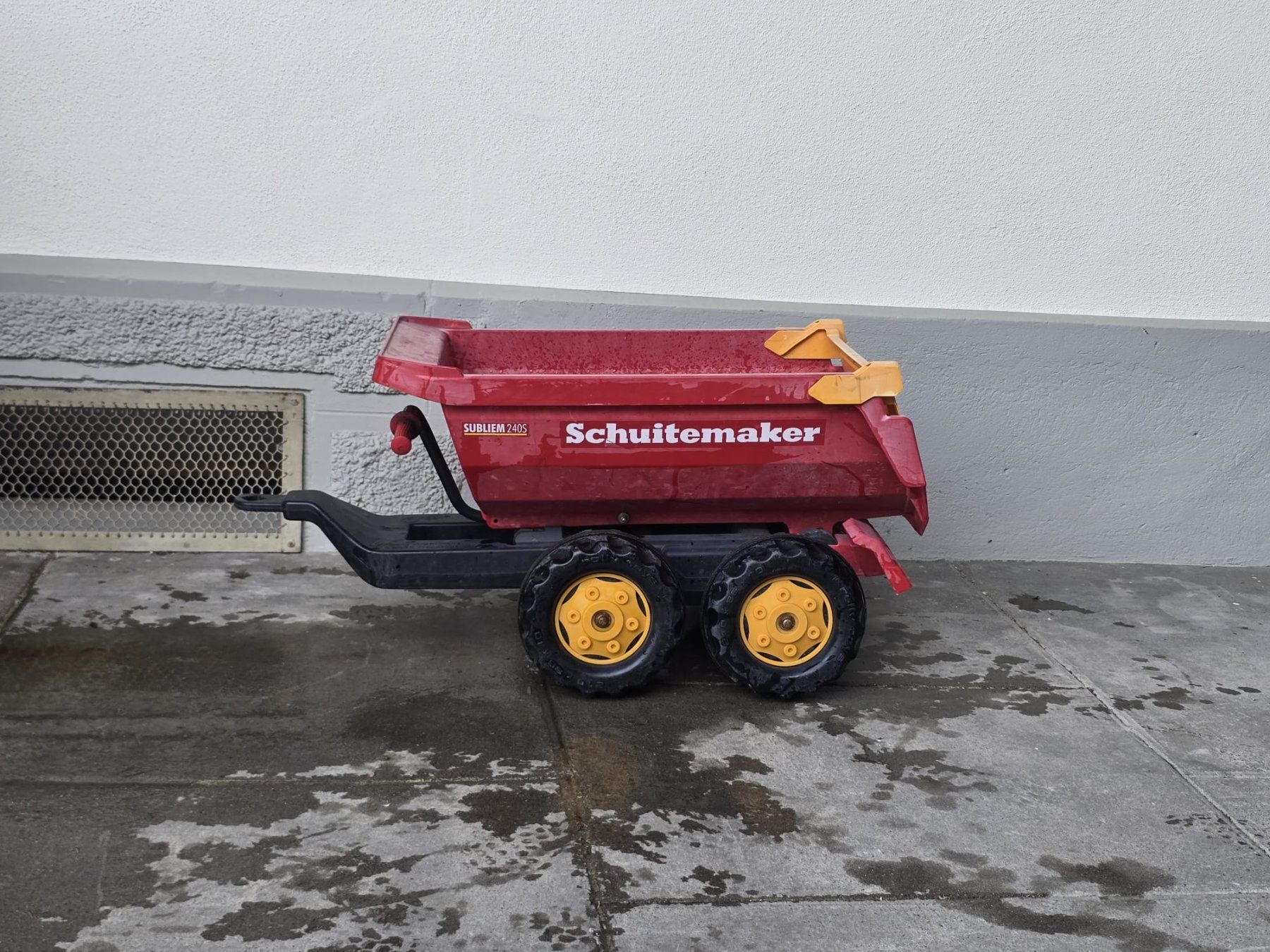 Veicoli per bambini: Trettraktor-Anhänger, Kipper – Usato da Detligen venduto da habr 2