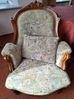 Frühlings-Update: Zwei Design-Sessel + Hocker – wie neu!