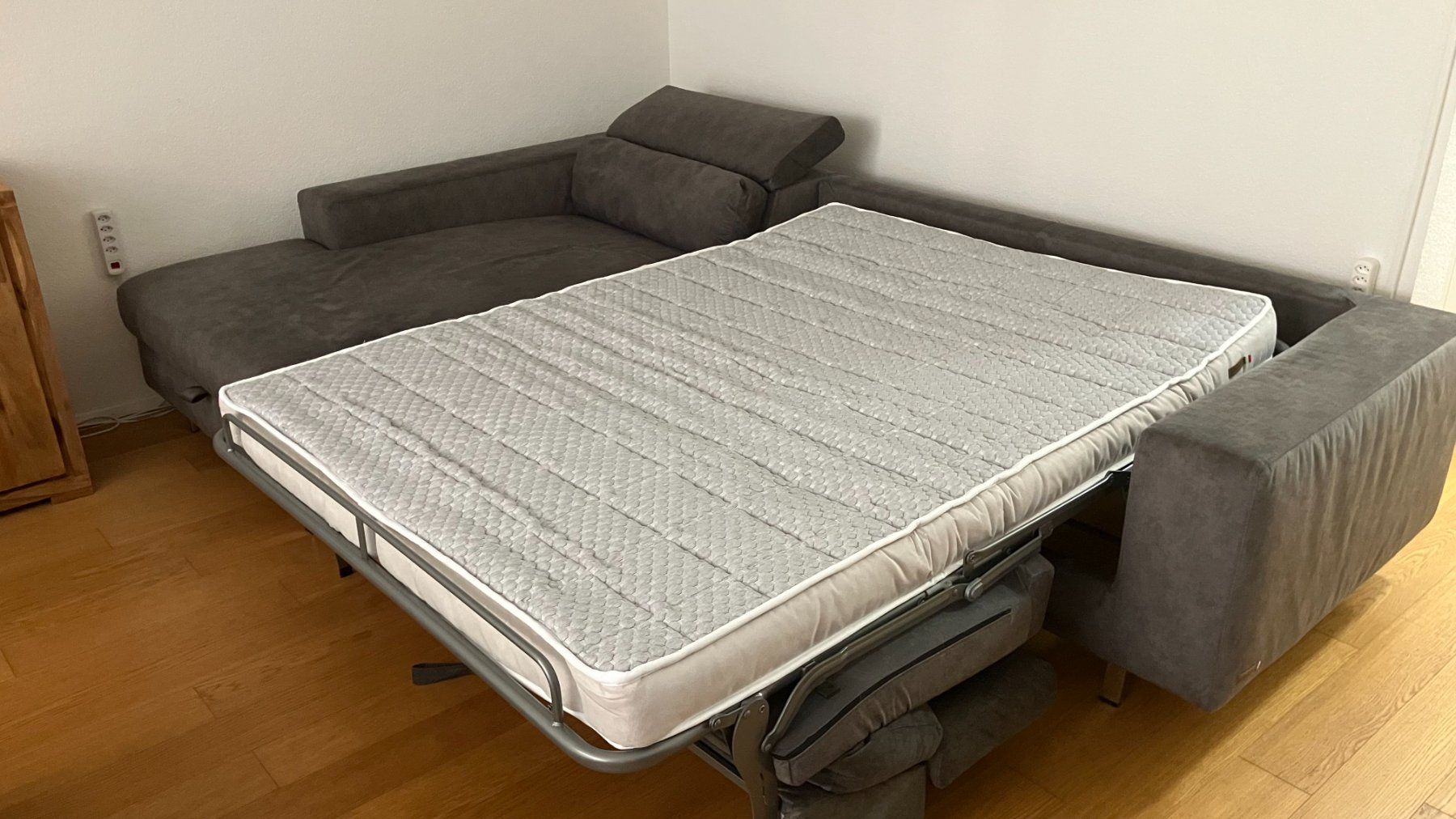 Divani: Ecksofa mit Bettfunktion, echter Matratze, Bettkasten – Usato da Wabern venduto da koe_97bw 5
