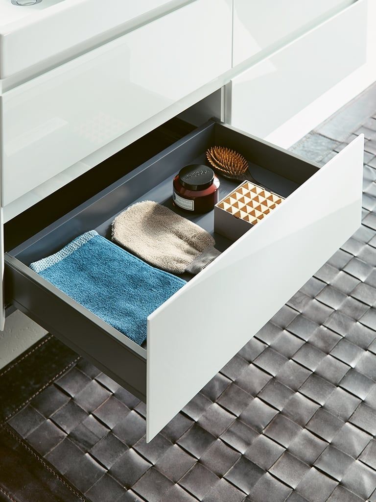 Alterna Mobili per bagno: Waschtischmöbel Alterna Zero Plus weiss neu unverbaut & OVP – Nuovo e nell'imballaggio originale da Zürich venduto da Corrosion 3