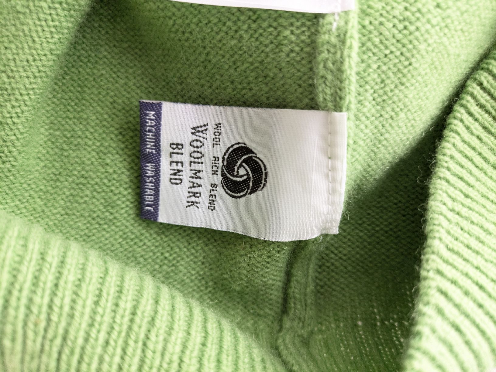 Pullover & Sweatshirts: Herren Pullover Peter Milkowski Grösse XL hellgrün, Wolle 70 – Gebraucht aus Rorschach von joh_v2y2 3