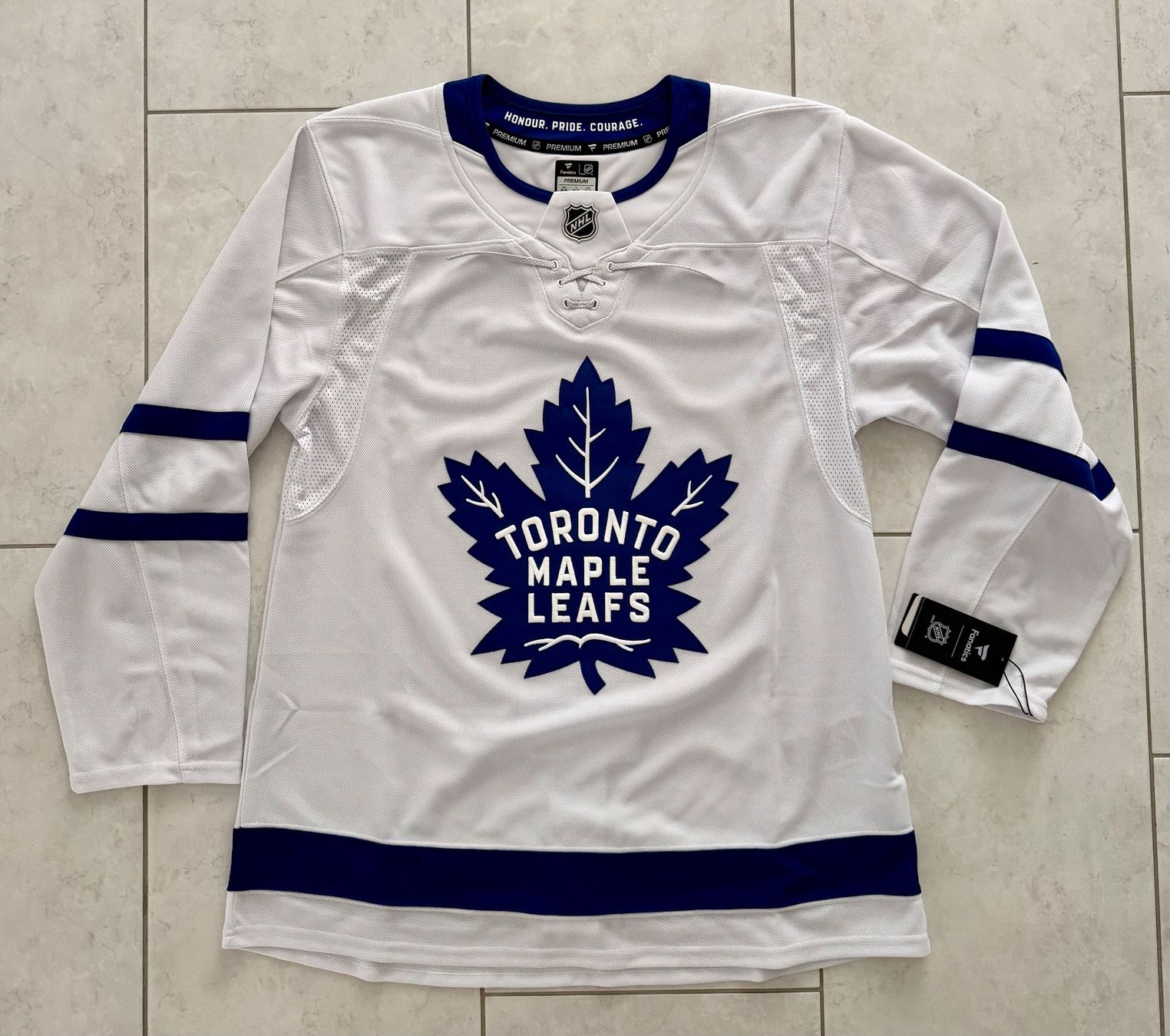 NHL Maillots de corps & Pantalons: Toronto Maple Leafs Premium Jersey – Neuf avec emballage d'origine à Studen BE par Ironbonehead