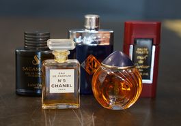 Konvolut Vintage Parfums& Miniaturen- Chanel, Cartier u.a.