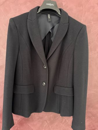 Marc Cain schlichter Wollblazer Gr 40 N4