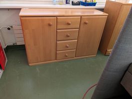 Kommode aus Buchenholz mit 2 Türen und 4 Schubladen