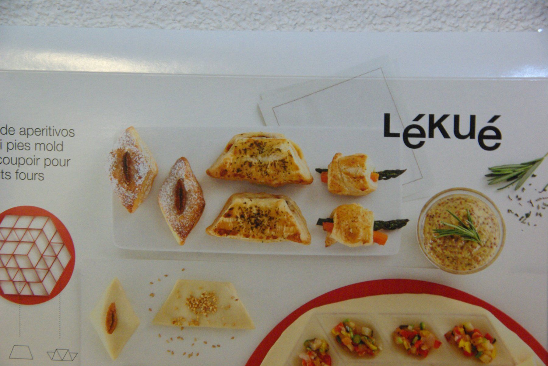 Backformen: Ausstechform für Kleingebäck - Lékué – Neu und originalverpackt aus Herisau von Cevianer1844 1