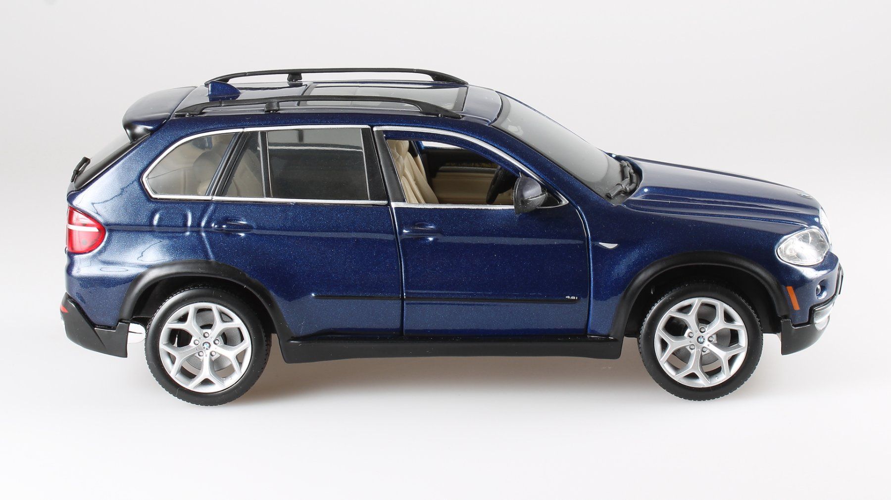 Bburago Modellini d'auto: BMW X5 blau – Usato da Gossau SG venduto da mifab 2