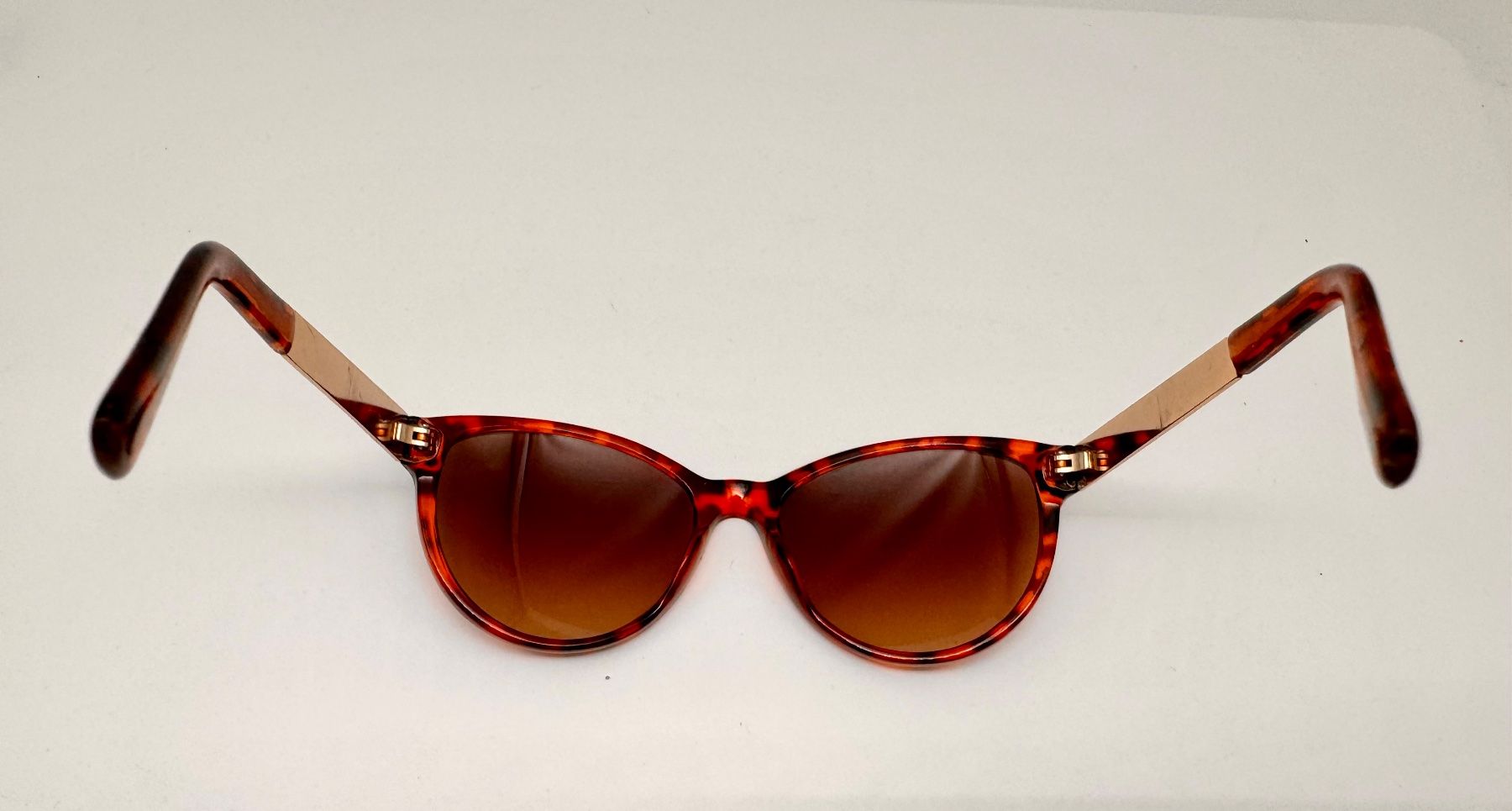 Occhiali & Lenti: Damen Sonnenbrille – Usato da Hermetschwil-Staffeln venduto da Mobile2013 6