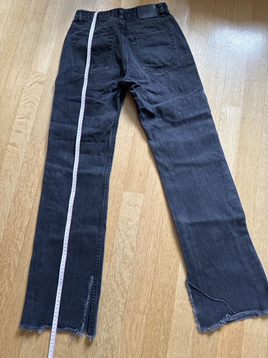 Pull&Bear Jeans: Pull&Bear Jeans schwarz Gr. 36 – Usato da Mauren venduto da ducducturi 7