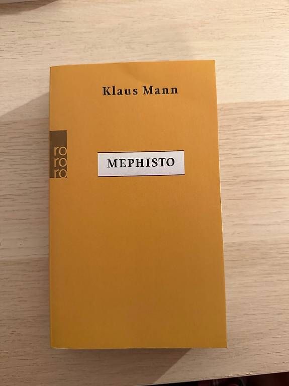 Livres: Mephisto - Klaus Mann – D'occasion à Birsfelden par jes_5r8c