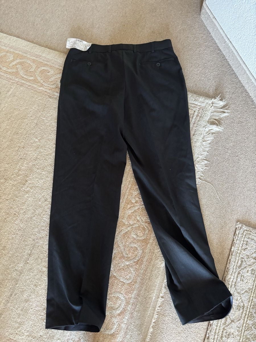 Pantalons: Anzugshose Männer – D'occasion à Eggersriet par car_w5cl 5