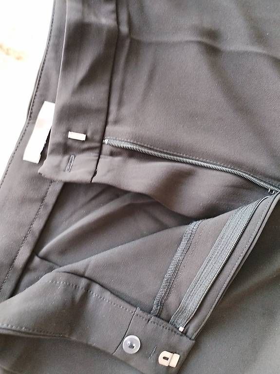 Pantaloni: Neue Stoff Hose H&M – Usato da Sursee venduto da Cynthia7889 1