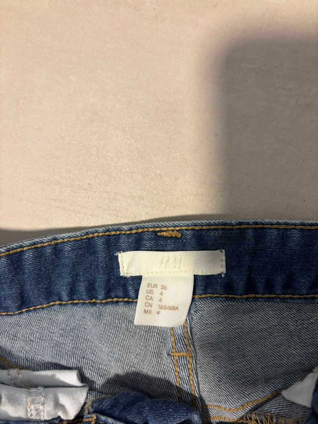 H&M Jeans: Hot Pants – D'occasion à Bülach par cf96 2