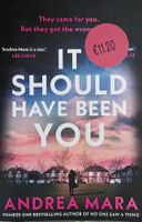 Buch "IT SHOULD HAVE BEEN YOU" Andrea Mara, english