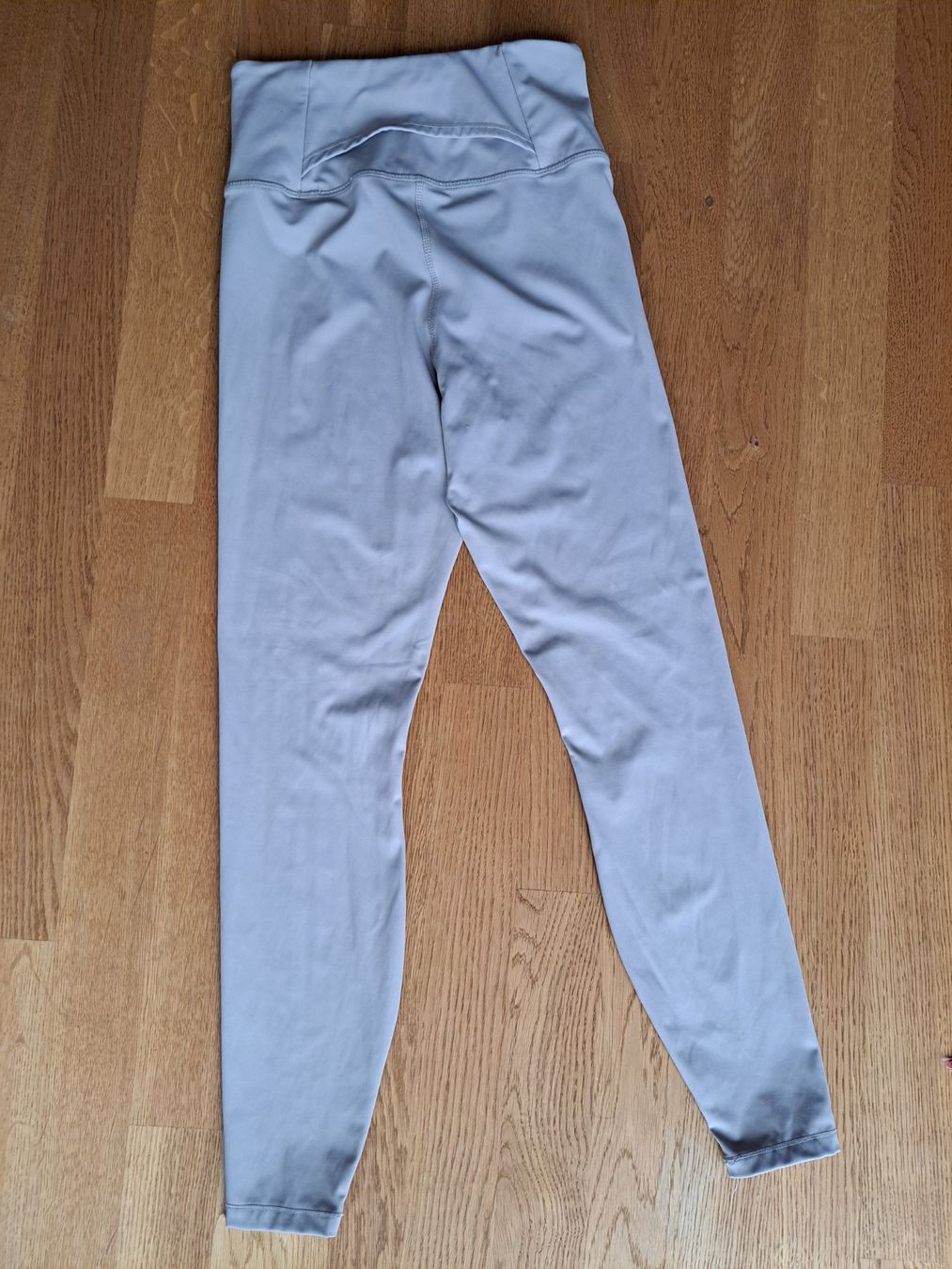 Leggings: Sport-Leggins Gr. S – Usato da Oetwil am See venduto da Kuechenzeit 1