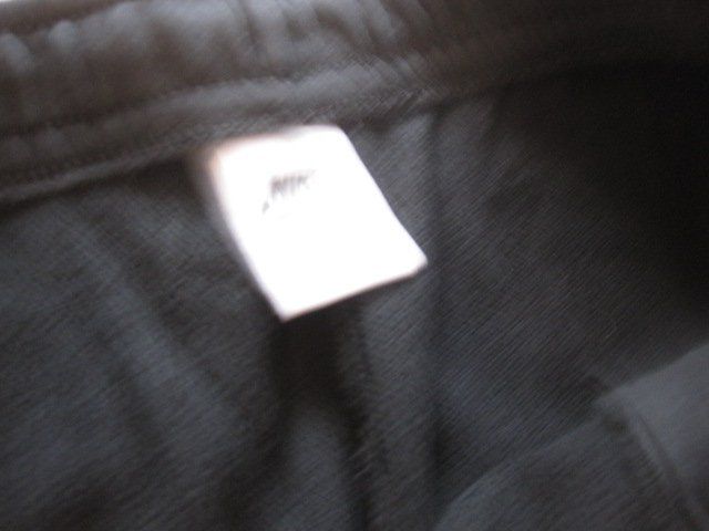 Nike Completi, tute sportive e funzionali: Nike-Trainingsanzug – Usato da Ehrendingen venduto da spanky11 4