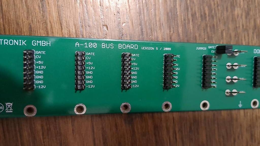Doepfer Strumenti musicali: Doepfer Bus Board – Nuovo (secondo la descrizione) da Vevey venduto da OddEcho