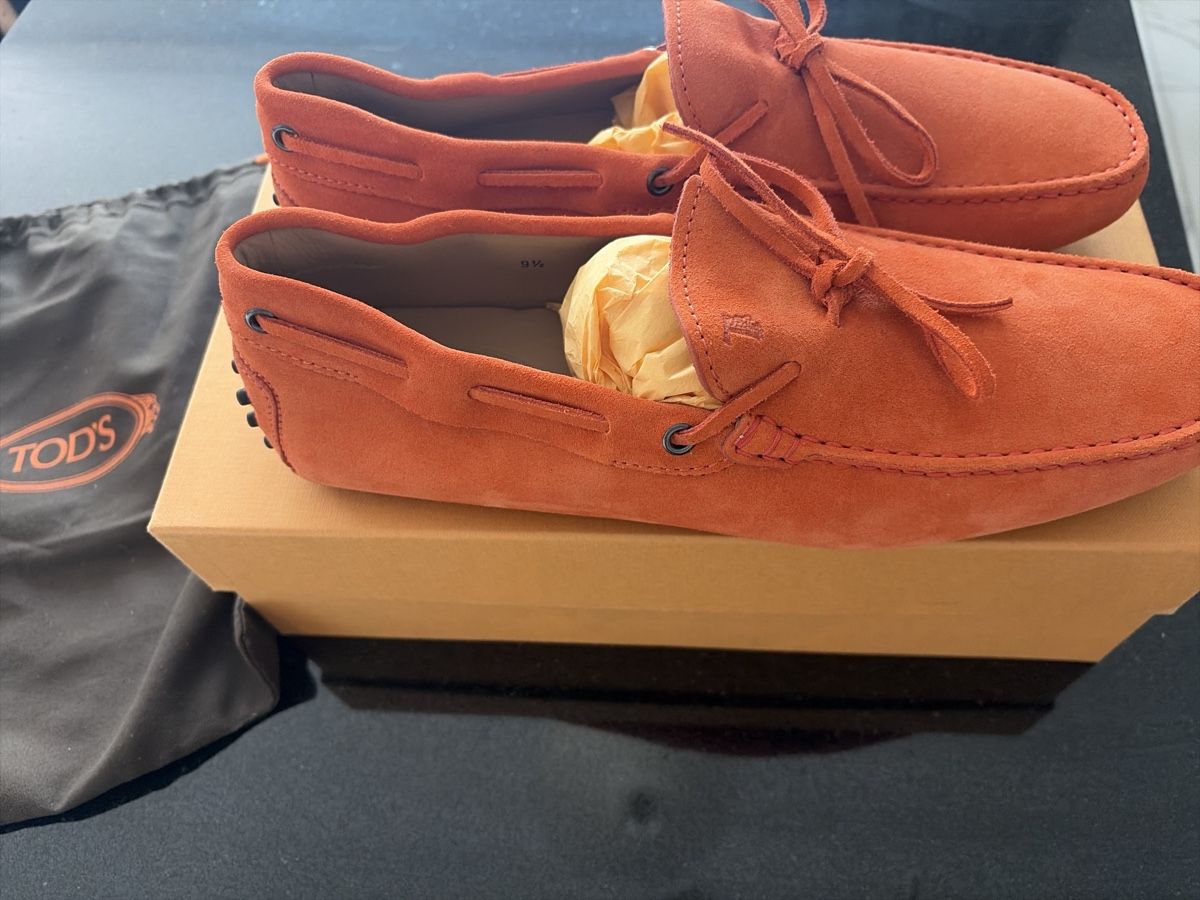 Herrenschuhe: Tods Gommini – Neu und originalverpackt aus Lausanne von Authentic123