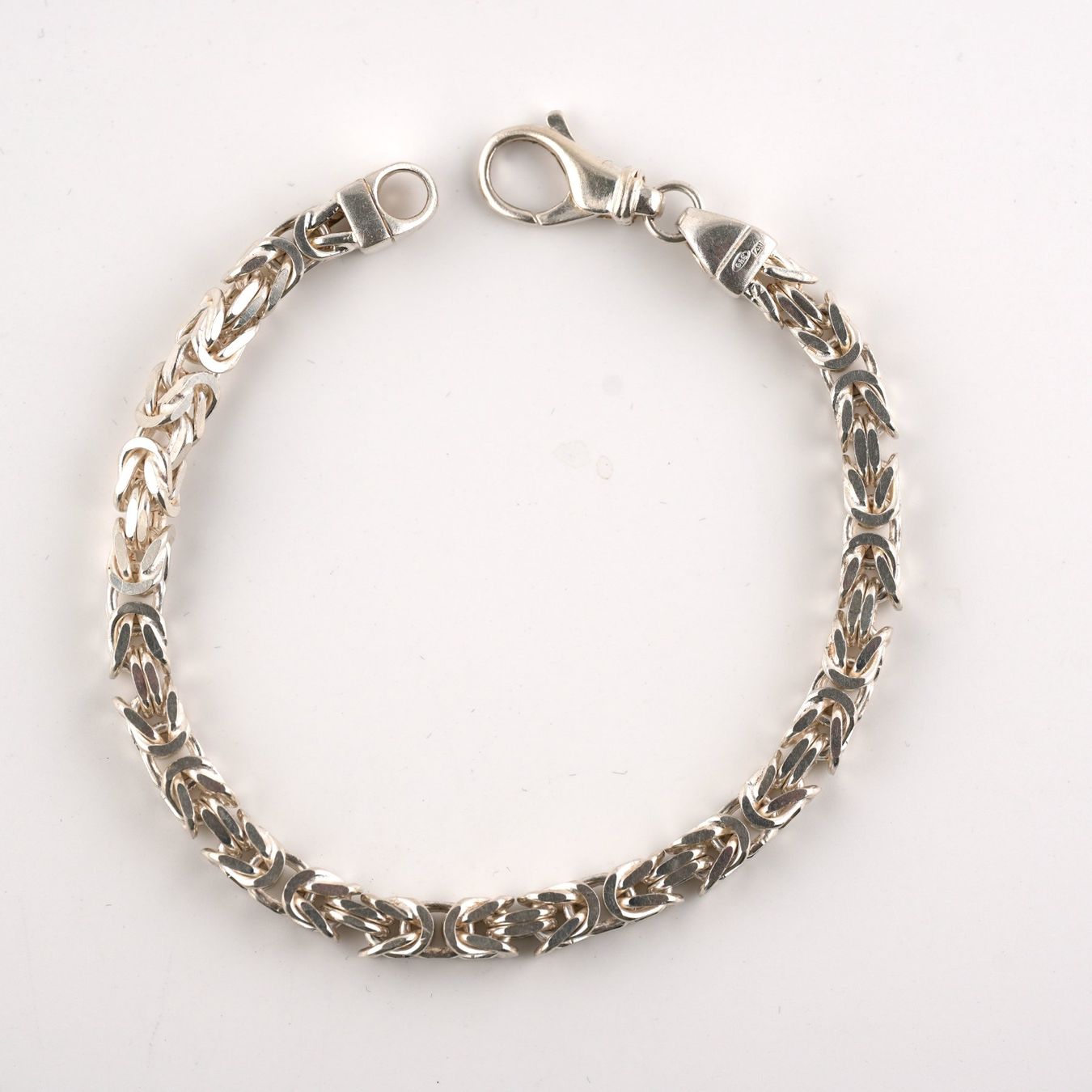 Bracelets: Armband aus Silber – D'occasion à Basel par Vip24