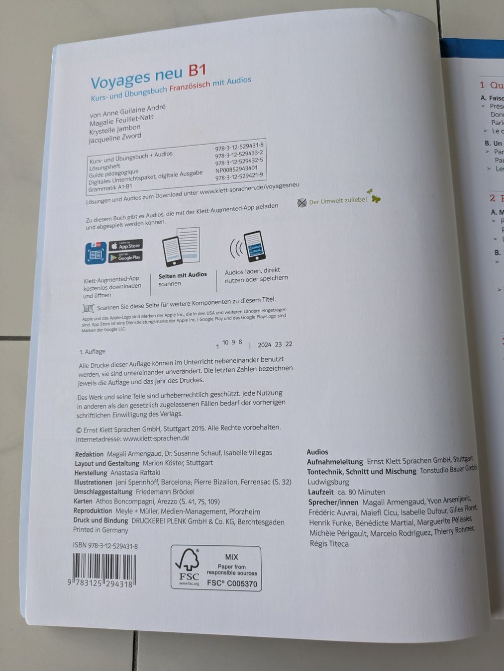 Libri: Voyage neu B1 – Usato da Uznach venduto da binmaley 1