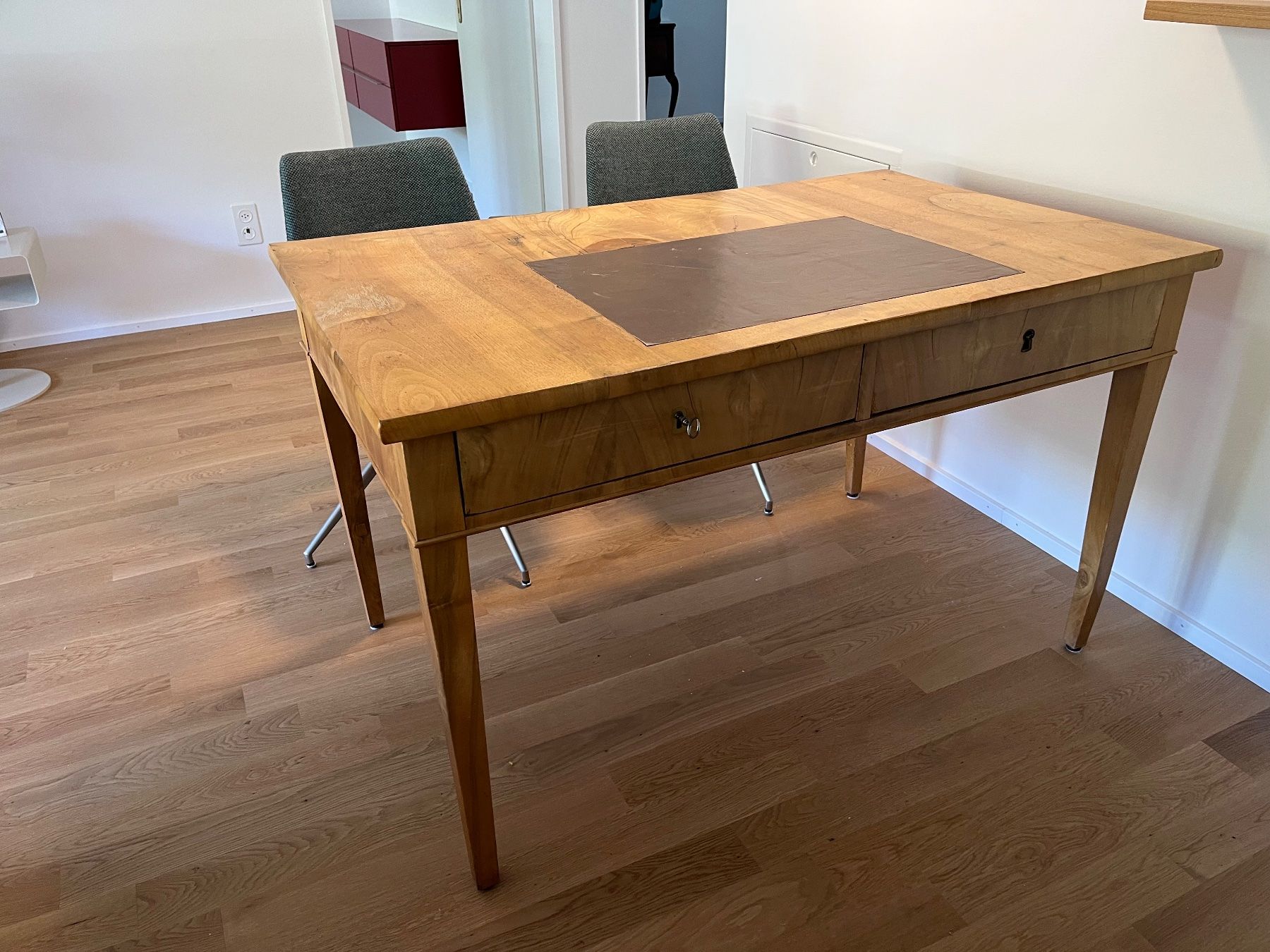 Tavoli: Tisch Biedermeier – Usato da Zürich venduto da antabia 1
