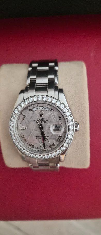 Rolex Orologi: Rolex Day-Date Masterpiece – Usato da Luzern venduto da Womeninred