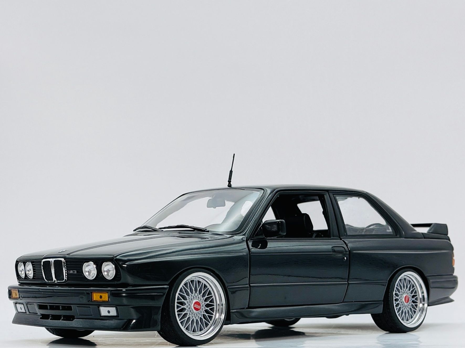 Minichamps Modellini d'auto: 1:18 BMW M3 E30 Minichamps BBS Tuning – Nuovo (secondo la descrizione) da Baar venduto da Cai 5
