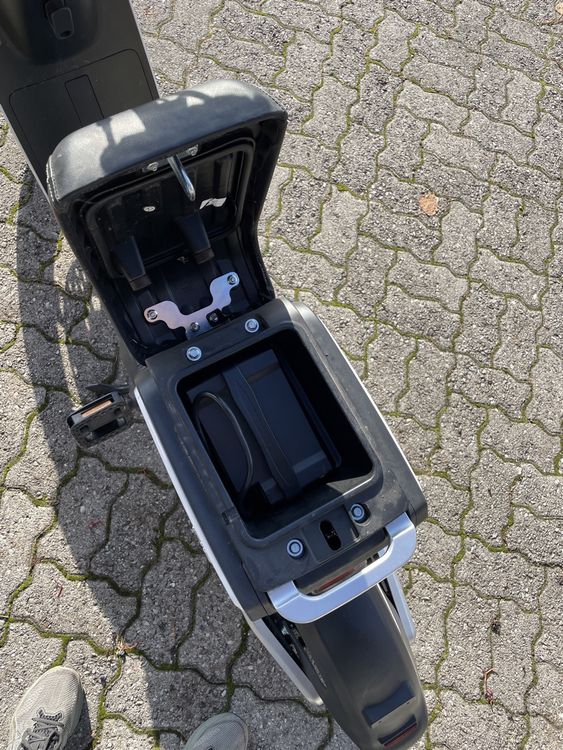 Yadea V7 Elektro Scooter 25km/h Inkl. Strassenzulassung | Kaufen Auf ...