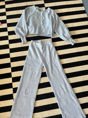 babyblaues Set von Zara