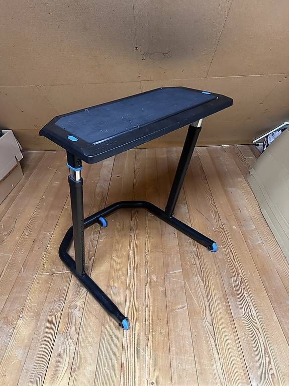 Hometrainer: Wahoo Kickr Desk – Usato da Zell ZH venduto da NIGUL 1
