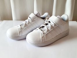 Gr. 30 - Adidas Kinderschuhe, Neu