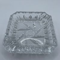 Massiver Glasaschenbecher mit Sternschliff Vintage
