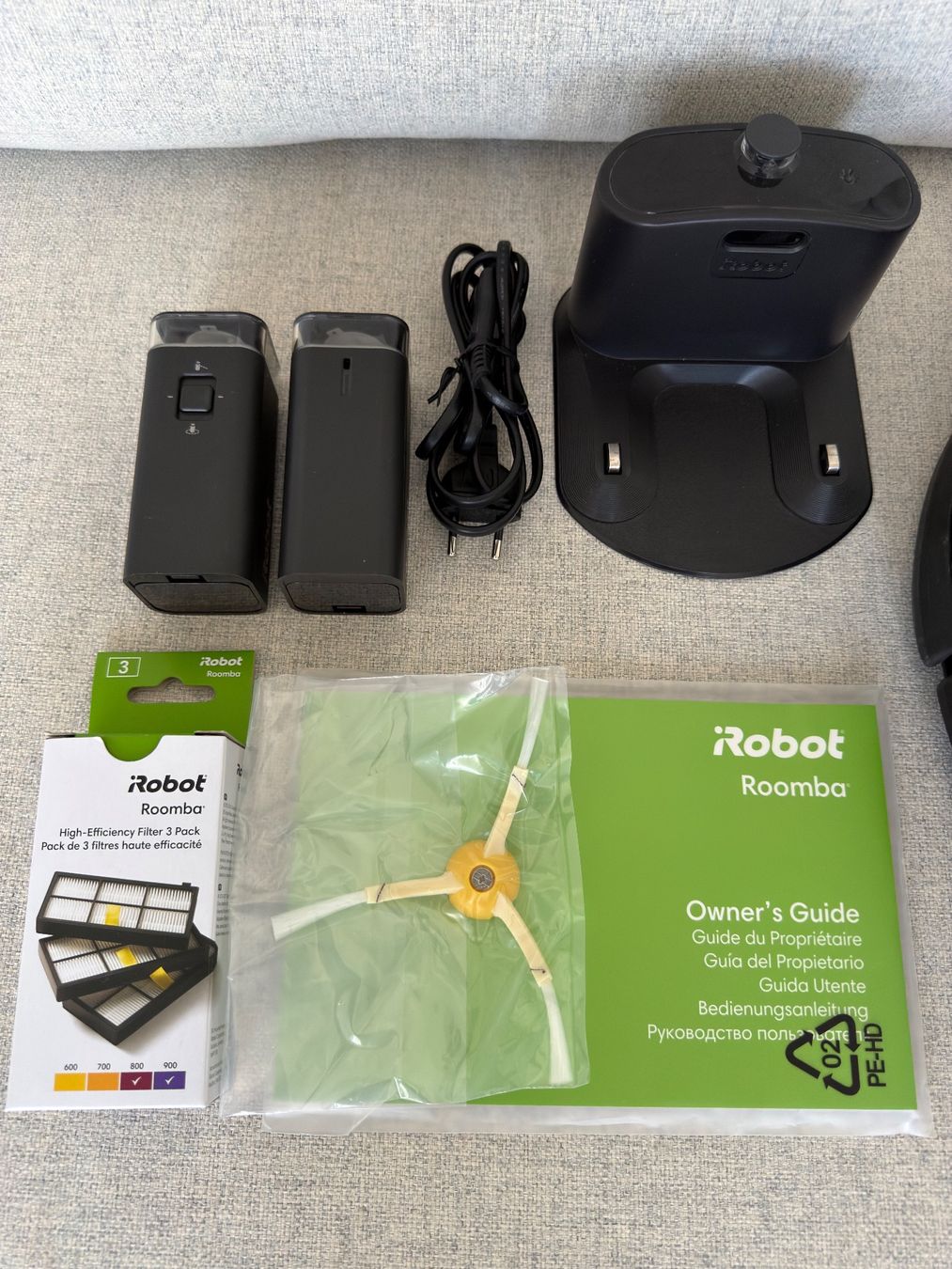Irobot Aspirapolveri & Accessori: iRobot Roomba 980 - Excellent condition - with Extras – Usato da Thalwil venduto da PinkPanther12 1