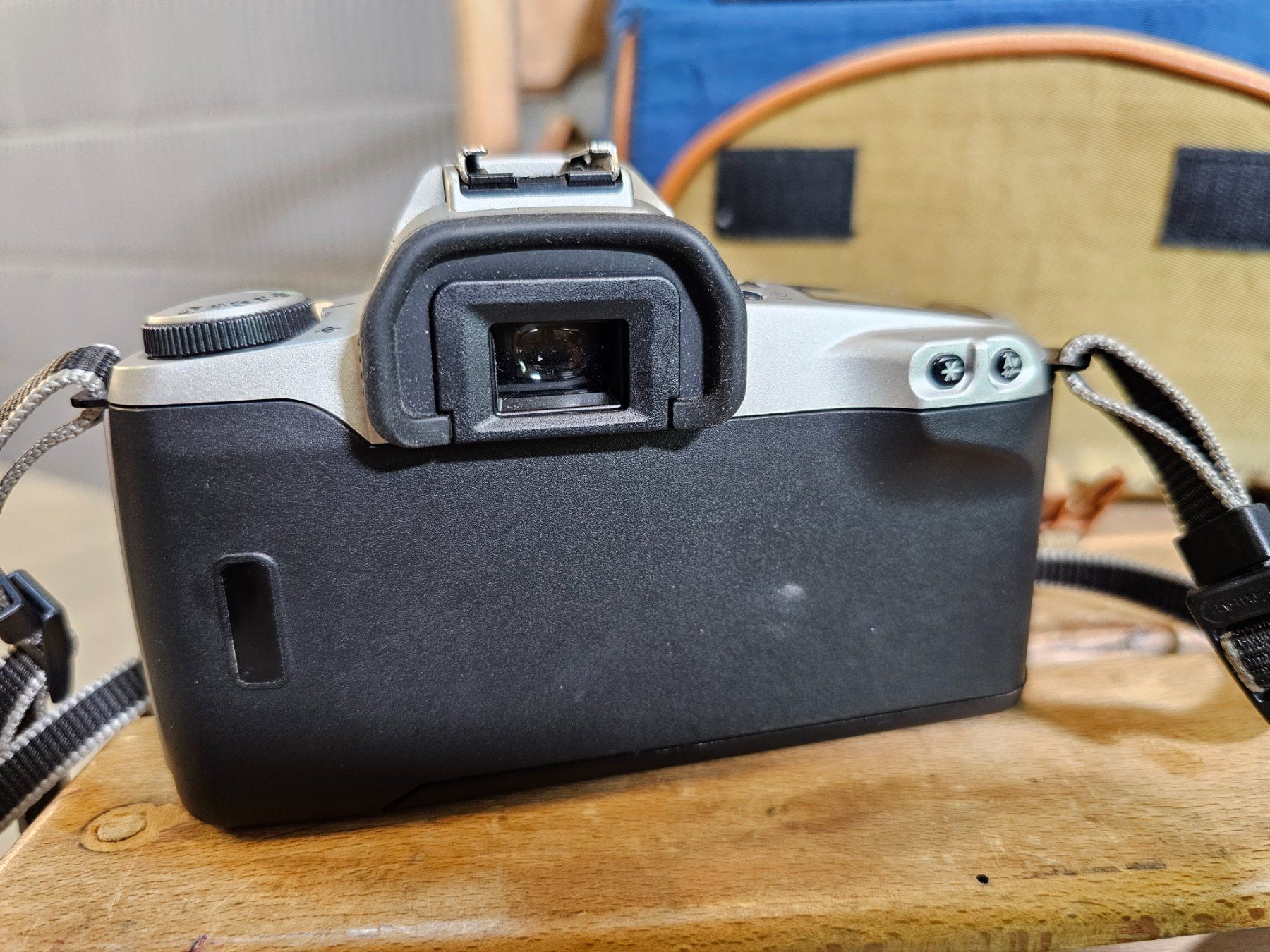 Canon Fotocamera: Canon EOS 500 N Kamera mit Tasche und Begleitheft – Usato da Nottwil venduto da Wondewa-Shop 8