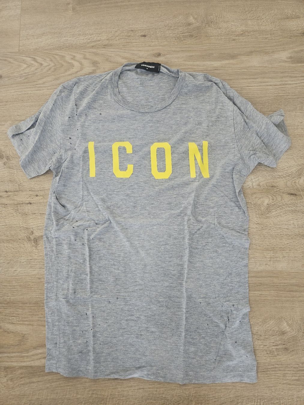 Dsquared2 T-shirt: DSQUARED T- Shirt – Nuovo (secondo la descrizione) da Aesch ZH venduto da Chrizz7