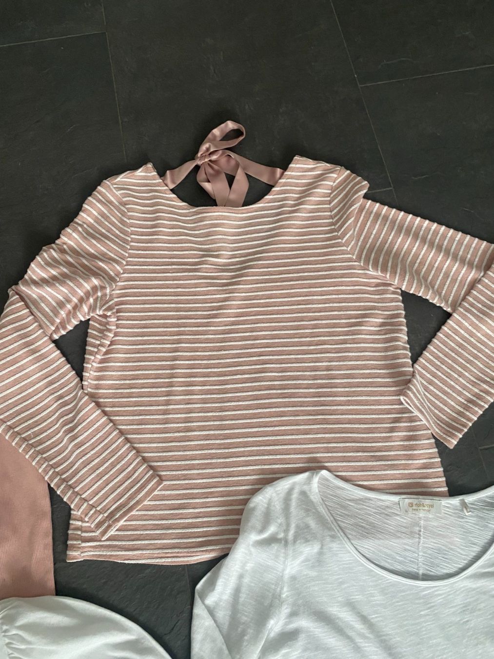Lotti di vestiti: 4 Stk. Damen Oberteil Set Gr. S – Usato da Bonstetten venduto da VCLS 3