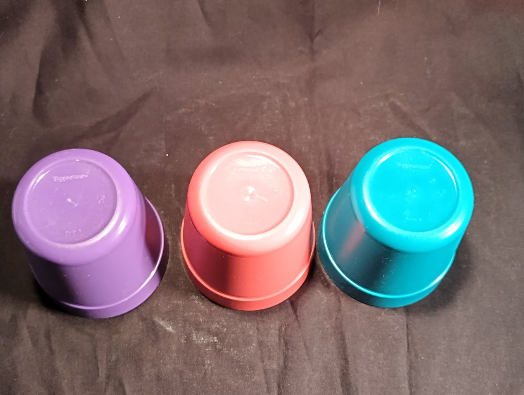 Tupperware Tassen: 3 Tupperware Becher – Gebraucht aus Bellach von JingleCherry 3