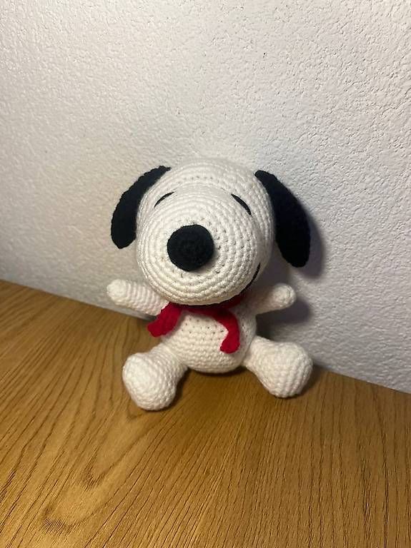 Giocattoli: Snoopy Amigurumi – Nuovo (secondo la descrizione) da Wassen UR venduto da Mariianita