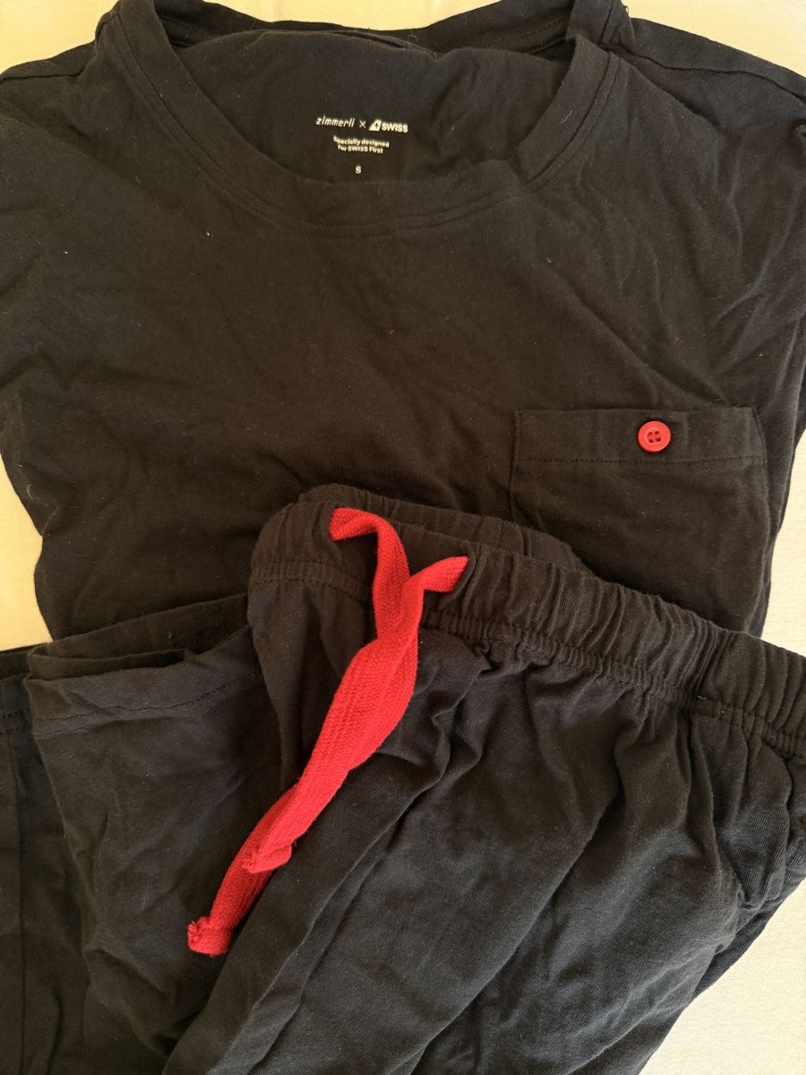 Pigiami: Swiss First Class Pyjama – Nuovo (secondo la descrizione) da Basel venduto da luc_tld6 1