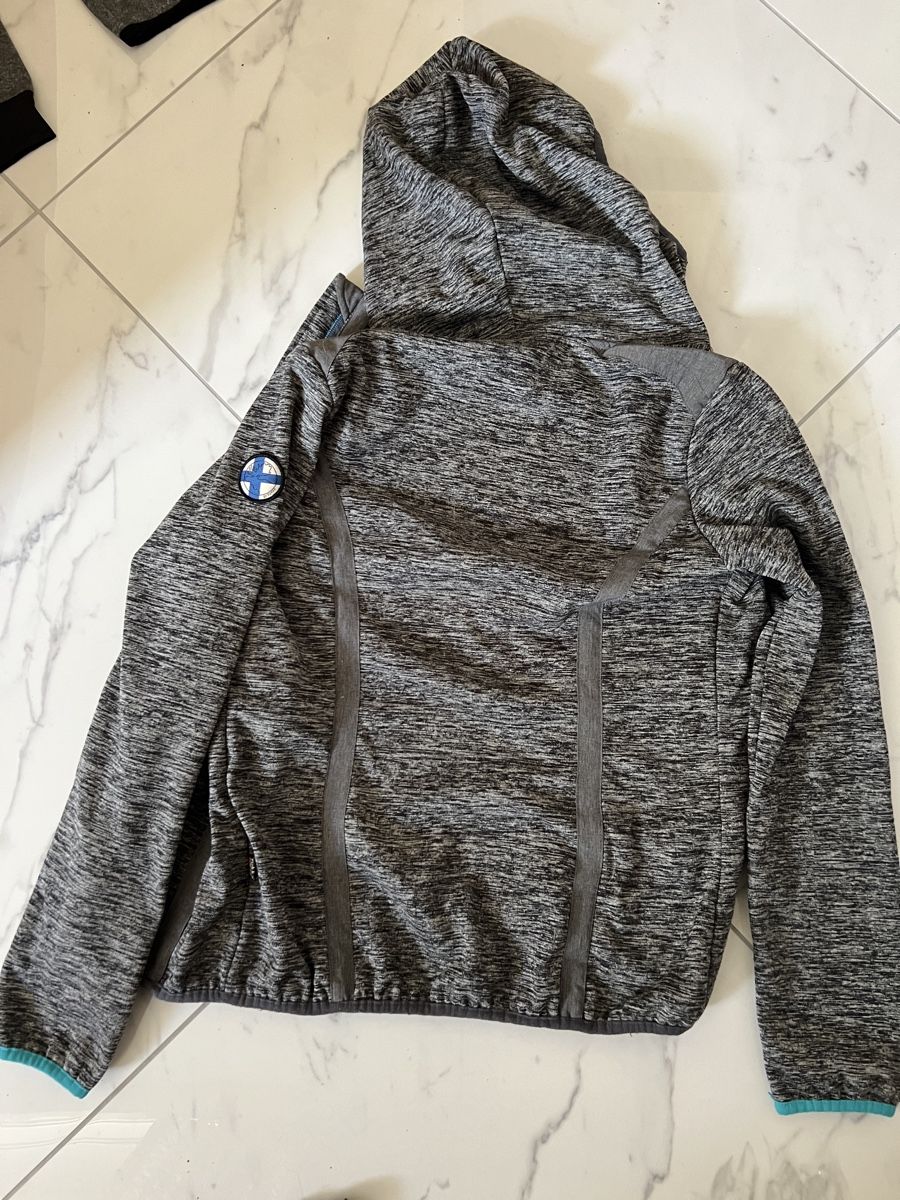 Lotti di vestiti: Jäckchen und pullover Set , lot de jaquettes et un pull – Usato da COLOGNY venduto da fleurdelys84 2