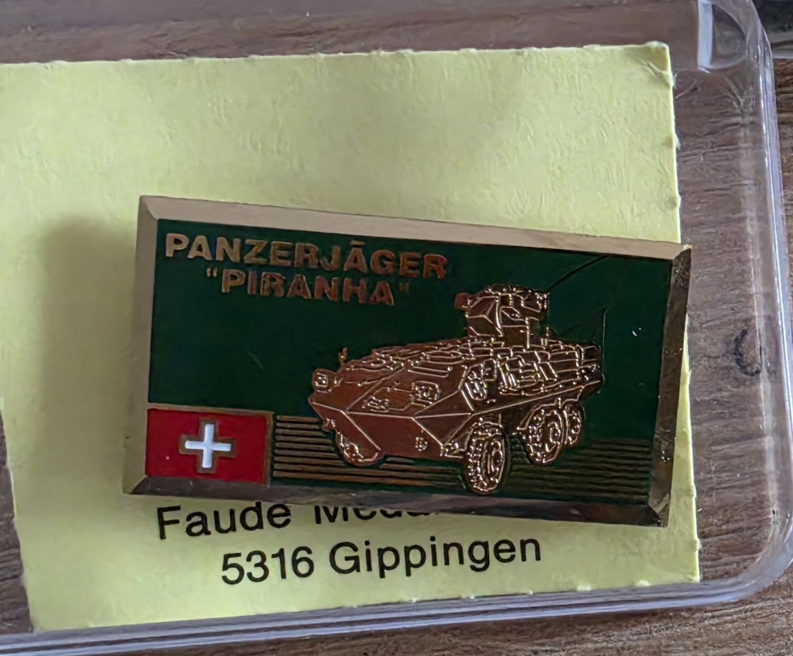 Spille & Fermagli: Pin aus den 90- er Jahren – Usato da Burgdorf venduto da Photofan58