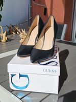 Guess Pumps - Grösse 38 - schwarz