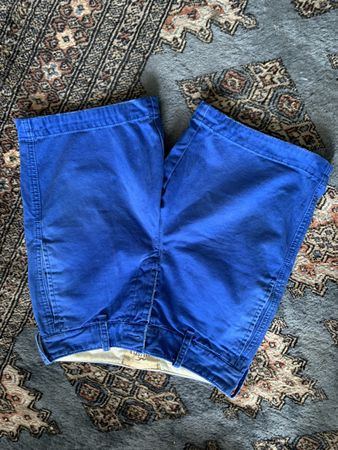 HOLLISTER BEI ABERCROMBIE FITCH GR 28