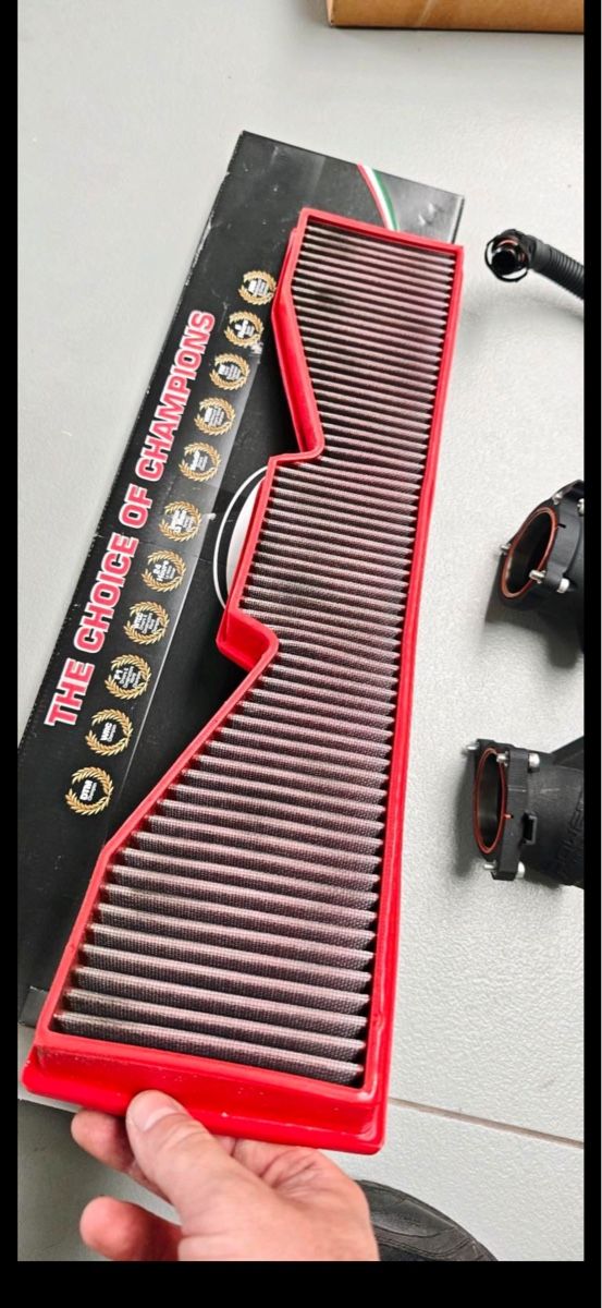 Tutti pezzi di ricambio auto: Audi RS6/RS7 C8 Ansaugsystem Power Division Performance – Usato da Frenkendorf venduto da Witwicky 6