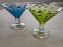 4 coupes à glace colorés en verre