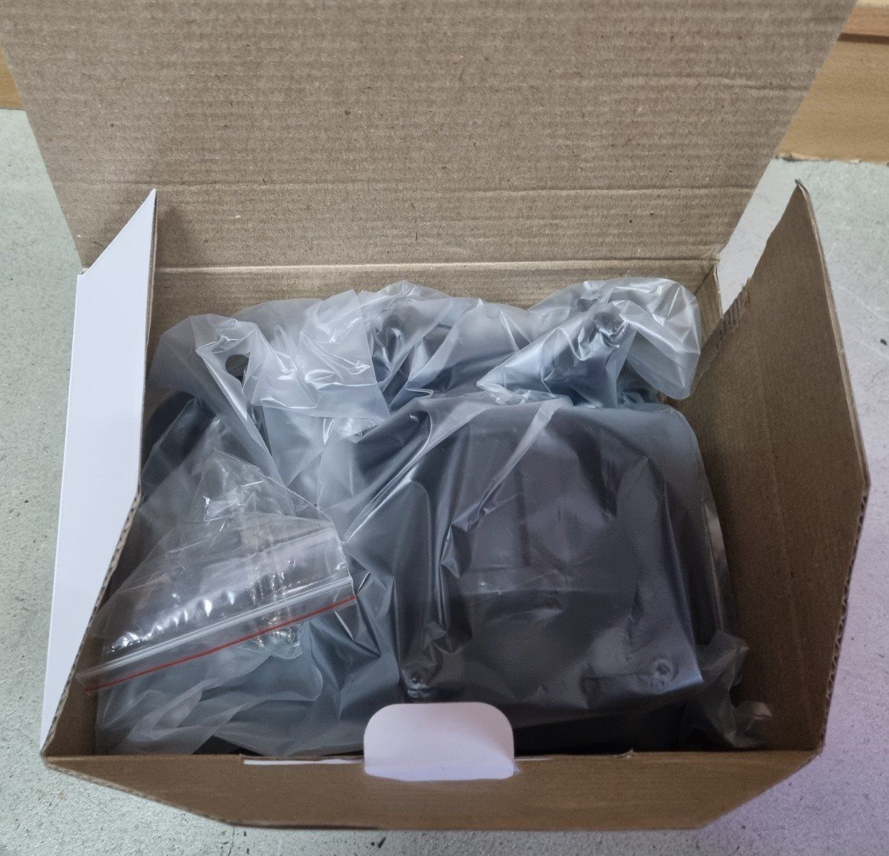 JBL Filtri: JBL Halterung  PC UV-C 5,11,18,36 W – Nuovo (secondo la descrizione) da Unterengstringen venduto da Panther 4