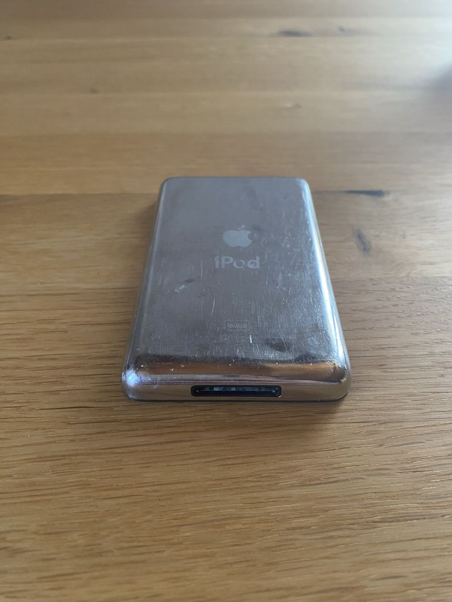 Apple Tragbarer Mediaplayer: iPod Classic 160GB – Gebraucht aus Herzogenbuchsee von Christen3 1